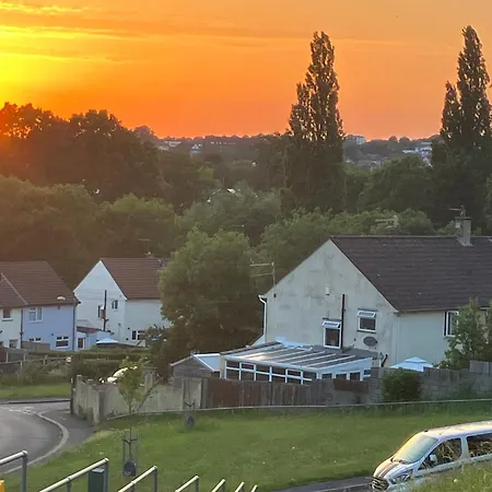 Ilsyn Grove Homestay Bristol